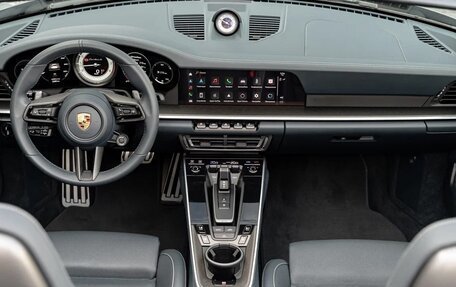 Porsche 911, 2022 год, 30 990 000 рублей, 29 фотография