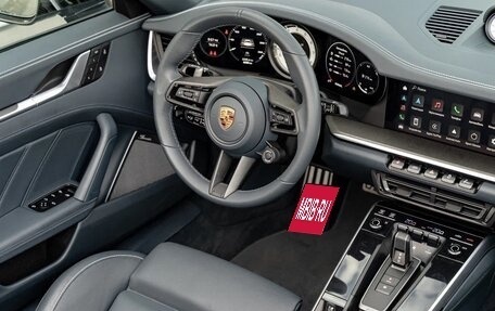 Porsche 911, 2022 год, 30 990 000 рублей, 27 фотография