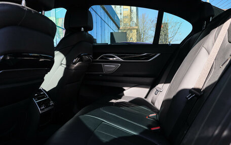 BMW 7 серия, 2018 год, 4 600 000 рублей, 10 фотография