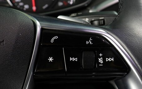 Audi A6, 2021 год, 3 800 000 рублей, 15 фотография