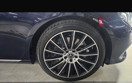 Mercedes-Benz E-Класс, 2018 год, 3 350 000 рублей, 10 фотография