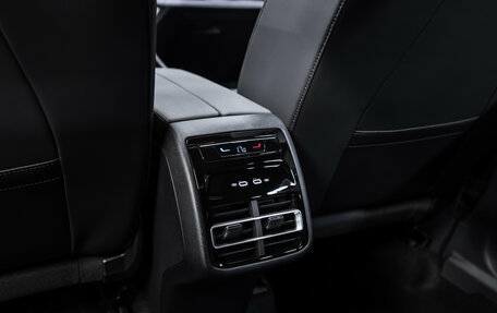 Volkswagen Tiguan, 2025 год, 5 390 000 рублей, 24 фотография