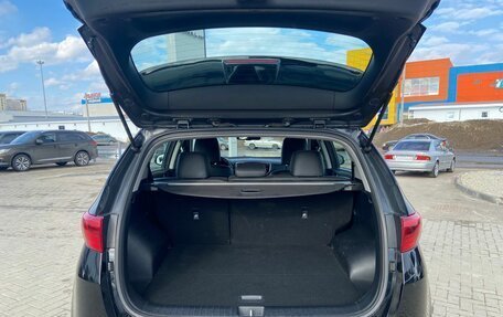 KIA Sportage IV рестайлинг, 2018 год, 2 380 000 рублей, 18 фотография