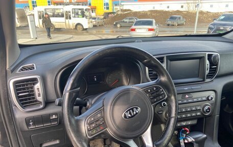 KIA Sportage IV рестайлинг, 2018 год, 2 380 000 рублей, 12 фотография