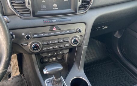 KIA Sportage IV рестайлинг, 2018 год, 2 380 000 рублей, 19 фотография