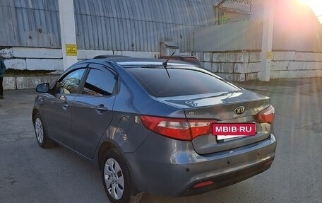 KIA Rio III рестайлинг, 2013 год, 590 000 рублей, 3 фотография
