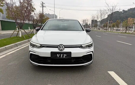 Volkswagen Golf VIII, 2021 год, 1 745 000 рублей, 2 фотография