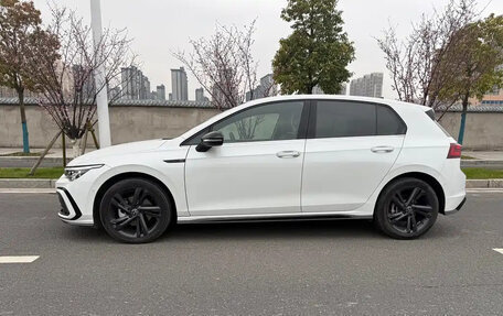 Volkswagen Golf VIII, 2021 год, 1 745 000 рублей, 5 фотография