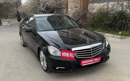 Mercedes-Benz E-Класс, 2010 год, 1 250 000 рублей, 3 фотография