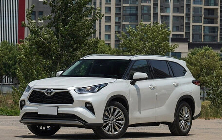 Toyota Highlander, 2026 год, 5 490 000 рублей, 1 фотография