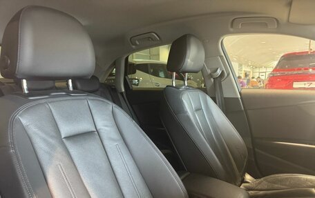 Audi A4, 2018 год, 2 599 000 рублей, 10 фотография