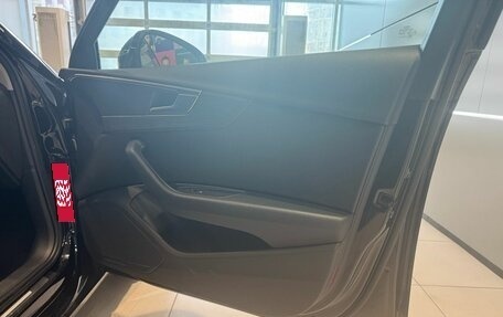 Audi A4, 2018 год, 2 599 000 рублей, 13 фотография