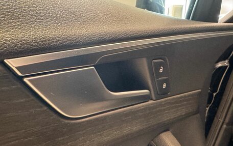 Audi A4, 2018 год, 2 599 000 рублей, 28 фотография