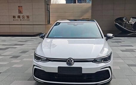 Volkswagen Golf VIII, 2022 год, 2 187 000 рублей, 2 фотография