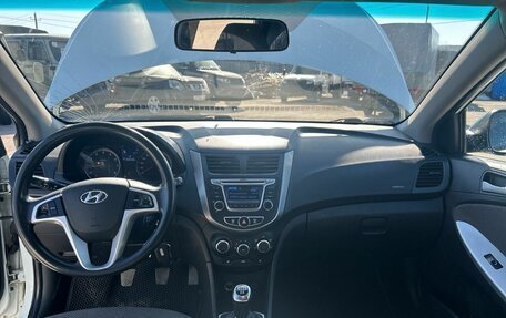 Hyundai Solaris II рестайлинг, 2013 год, 720 000 рублей, 5 фотография