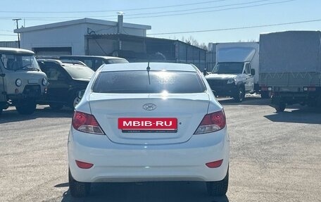 Hyundai Solaris II рестайлинг, 2013 год, 720 000 рублей, 4 фотография