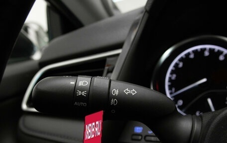 Toyota Camry, 2021 год, 3 650 000 рублей, 13 фотография