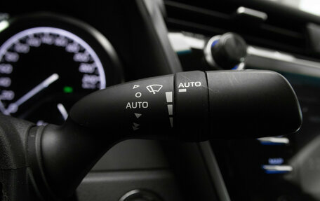 Toyota Camry, 2021 год, 3 650 000 рублей, 18 фотография