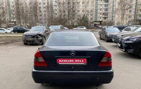 Mercedes-Benz C-Класс, 1995 год, 270 000 рублей, 4 фотография