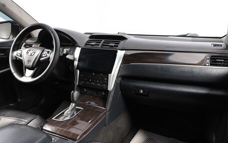 Toyota Camry, 2016 год, 1 549 000 рублей, 10 фотография