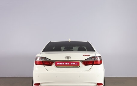 Toyota Camry, 2016 год, 1 549 000 рублей, 6 фотография