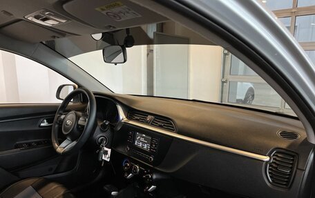 KIA Rio IV, 2021 год, 2 000 000 рублей, 12 фотография