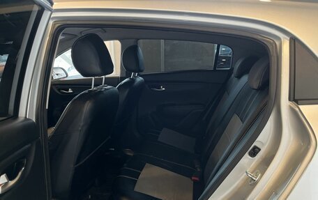 KIA Rio IV, 2021 год, 2 000 000 рублей, 22 фотография