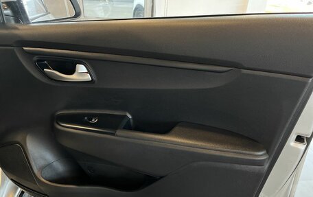 KIA Rio IV, 2021 год, 2 000 000 рублей, 26 фотография