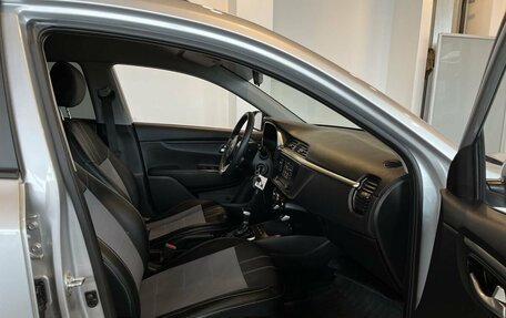 KIA Rio IV, 2021 год, 2 000 000 рублей, 27 фотография