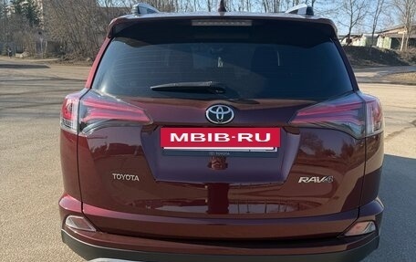Toyota RAV4, 2017 год, 2 550 000 рублей, 4 фотография