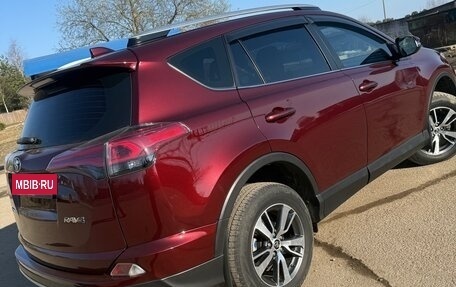 Toyota RAV4, 2017 год, 2 550 000 рублей, 5 фотография