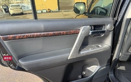 Toyota Land Cruiser 200, 2013 год, 4 599 000 рублей, 17 фотография