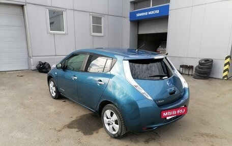 Nissan Leaf II, 2017 год, 880 000 рублей, 6 фотография