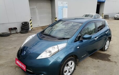 Nissan Leaf II, 2017 год, 880 000 рублей, 4 фотография