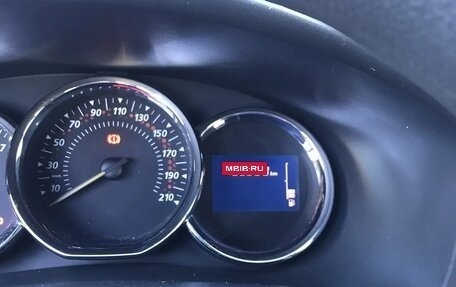 Renault Sandero II рестайлинг, 2015 год, 850 000 рублей, 2 фотография