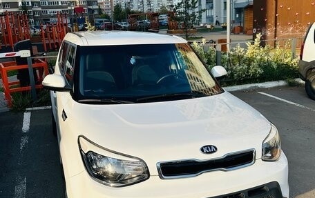 KIA Soul II рестайлинг, 2015 год, 1 450 000 рублей, 2 фотография