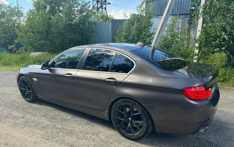 BMW 5 серия, 2011 год, 2 100 000 рублей, 10 фотография