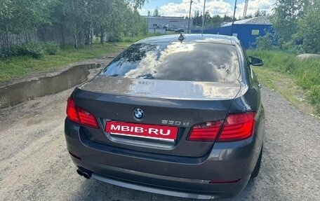 BMW 5 серия, 2011 год, 2 100 000 рублей, 13 фотография