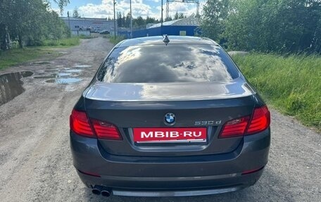 BMW 5 серия, 2011 год, 2 100 000 рублей, 14 фотография