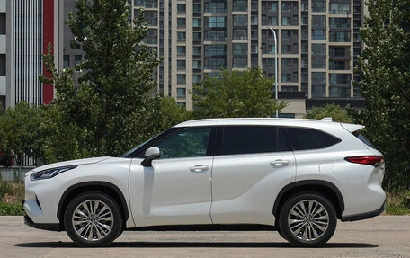 Toyota Highlander, 2026 год, 5 490 000 рублей, 4 фотография