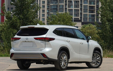 Toyota Highlander, 2026 год, 5 490 000 рублей, 5 фотография