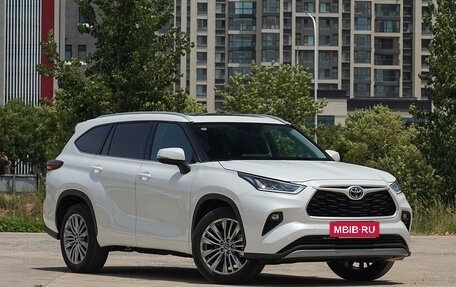 Toyota Highlander, 2026 год, 5 490 000 рублей, 3 фотография