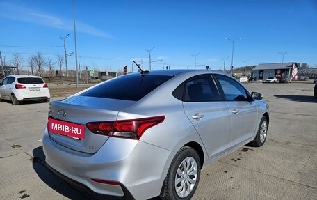 Hyundai Solaris II рестайлинг, 2018 год, 990 000 рублей, 6 фотография