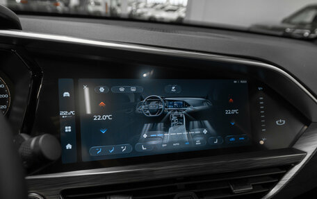 Geely Tugella FY11, 2024 год, 3 440 000 рублей, 21 фотография