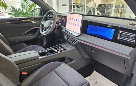 Volkswagen Tiguan, 2026 год, 5 298 000 рублей, 18 фотография