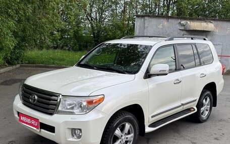 Toyota Land Cruiser 200, 2015 год, 5 400 000 рублей, 4 фотография