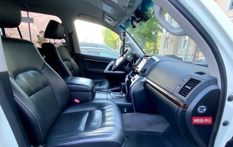 Toyota Land Cruiser 200, 2015 год, 5 400 000 рублей, 19 фотография