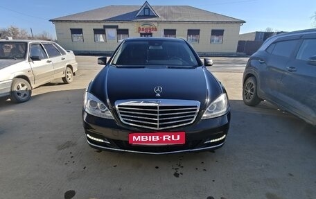 Mercedes-Benz S-Класс, 2010 год, 1 800 000 рублей, 5 фотография