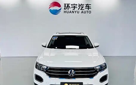 Volkswagen T-Roc I, 2023 год, 1 900 021 рублей, 9 фотография