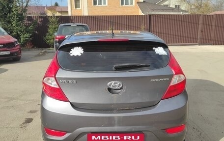 Hyundai Solaris II рестайлинг, 2013 год, 700 000 рублей, 4 фотография